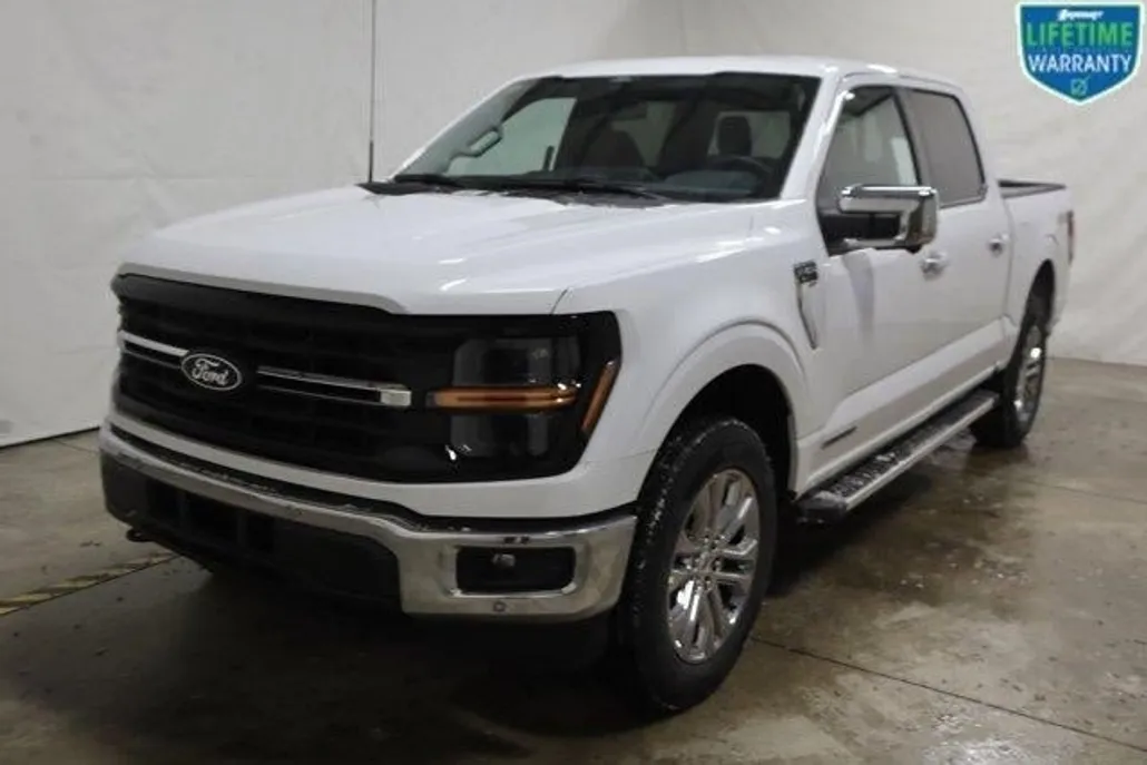 2025 Ford F-150 XLT photo 1