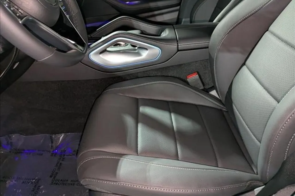 2026 Mercedes Benz GLE 450 4MATIC photo 1