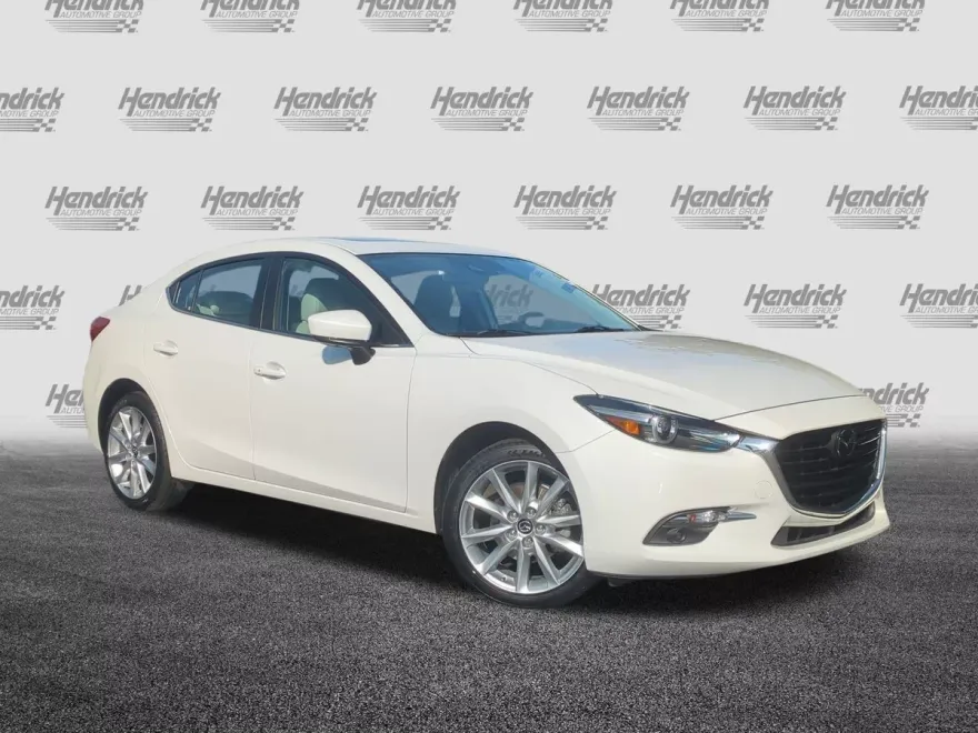 2017 Mazda Mazda3 Grand Touring photo 1