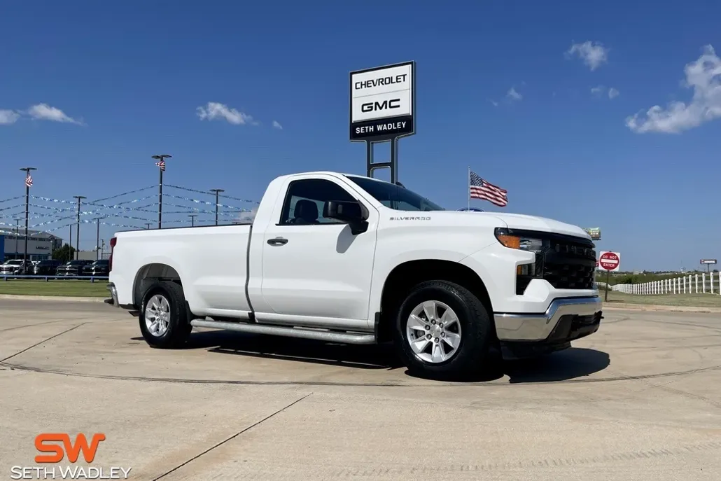 2024 Chevrolet Silverado 1500 photo 1