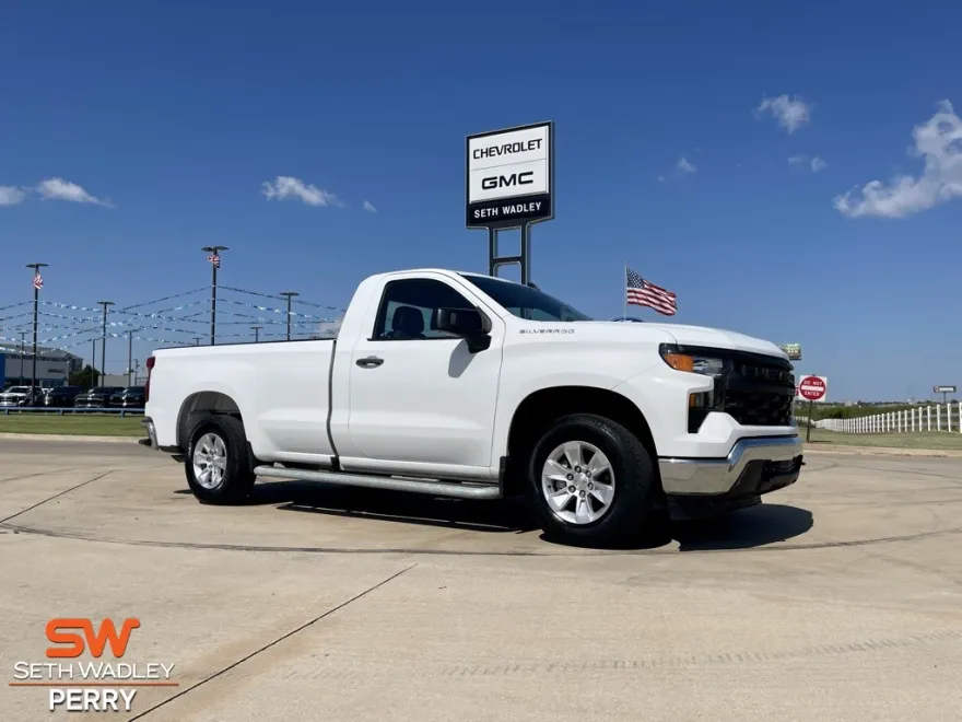 2024 Chevrolet Silverado 1500 photo 1