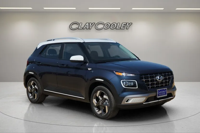 2025 Hyundai Venue Limited photo 1