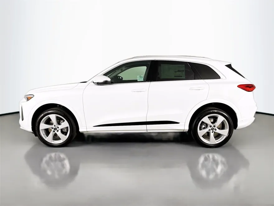 2025 Audi Q5 2.0T Premium Plus photo 1