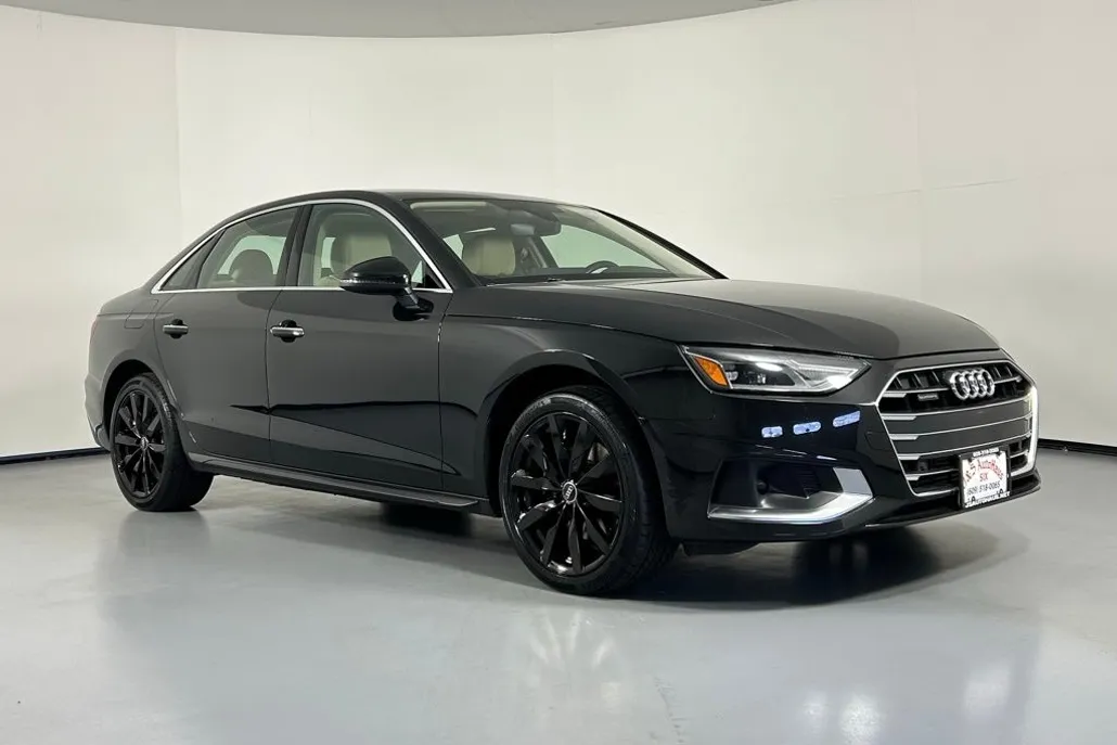 2022 Audi A4 40 Premium Quattro photo 1