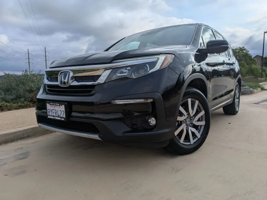 2020 Honda Pilot EX-L Sport photo 1