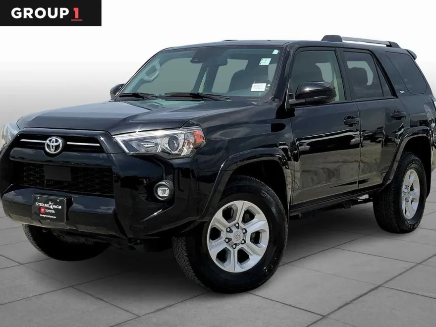 2023 Toyota 4Runner SR5 photo 1