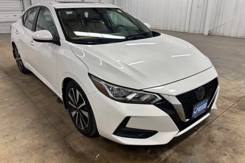 2022 Nissan Sentra SV photo 1