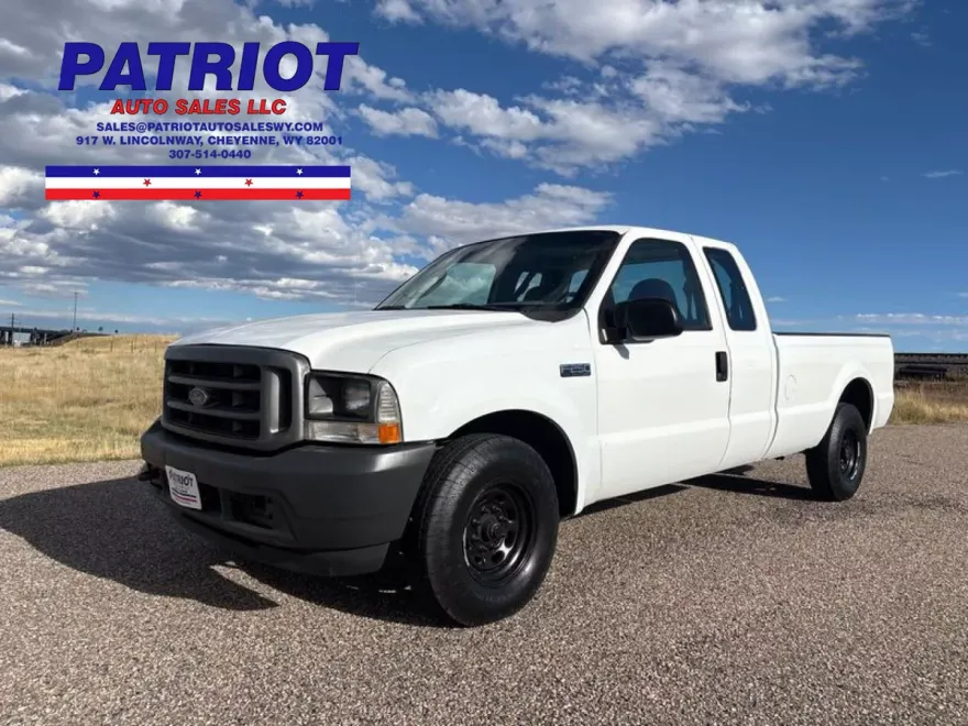 2004 Ford F-250 XL photo 1
