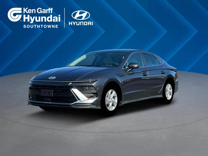 2025 Hyundai Sonata SE photo 1