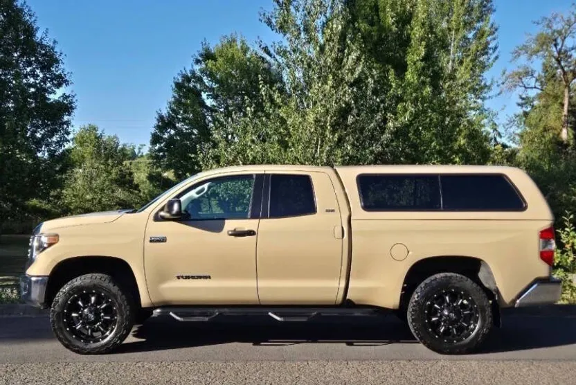 2018 Toyota Tundra SR5 photo 1