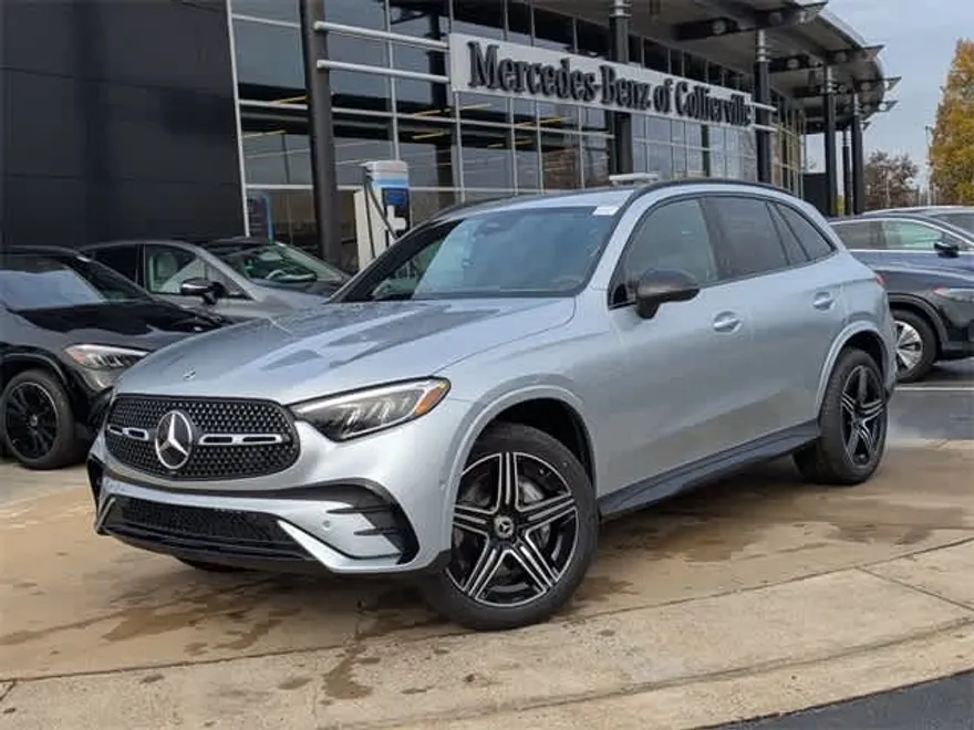 2025 Mercedes Benz GLC 300 AMG photo 1