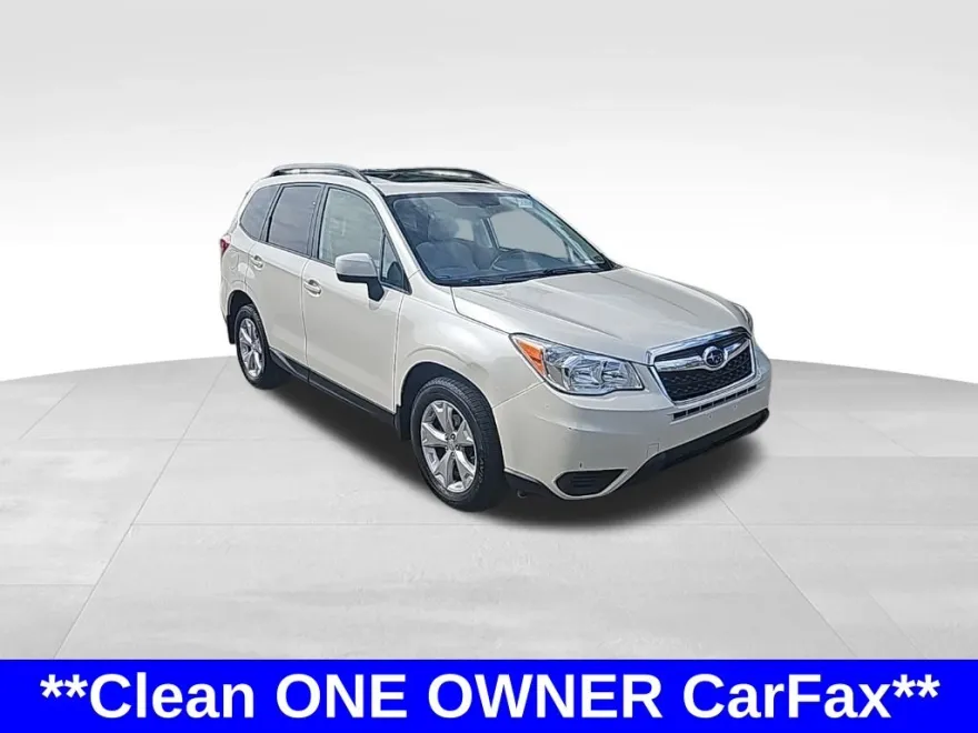 2015 Subaru Forester 2.5i Premium photo 1
