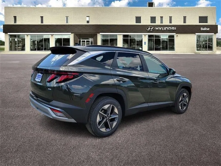 2025 Hyundai Tucson SEL photo 1