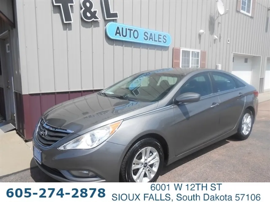 2013 Hyundai Sonata GLS photo 1