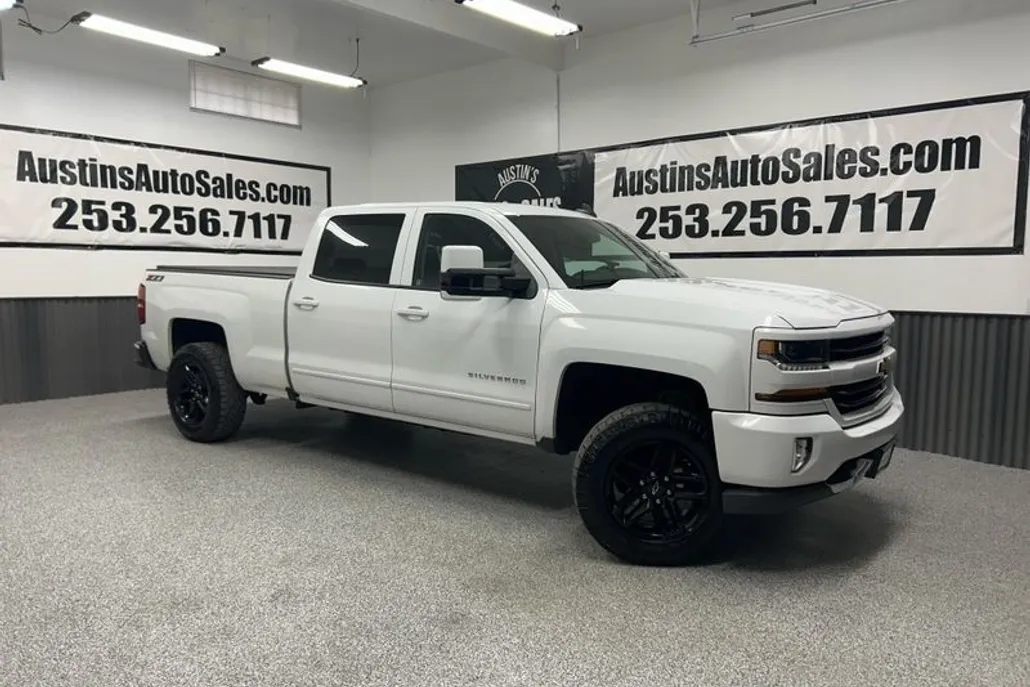 2017 Chevrolet Silverado 1500 LT Z71 photo 1
