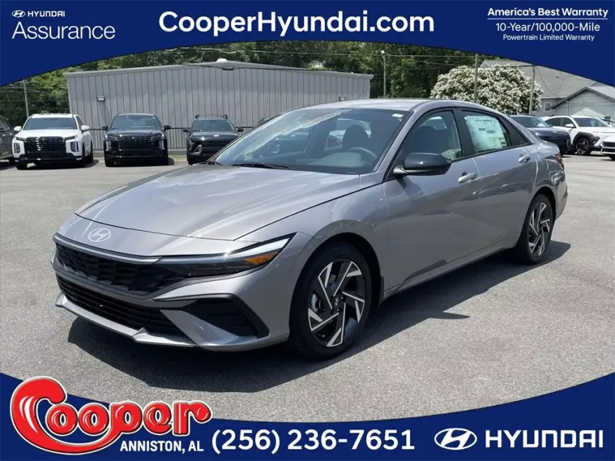 2025 Hyundai Elantra SEL Sport photo 1
