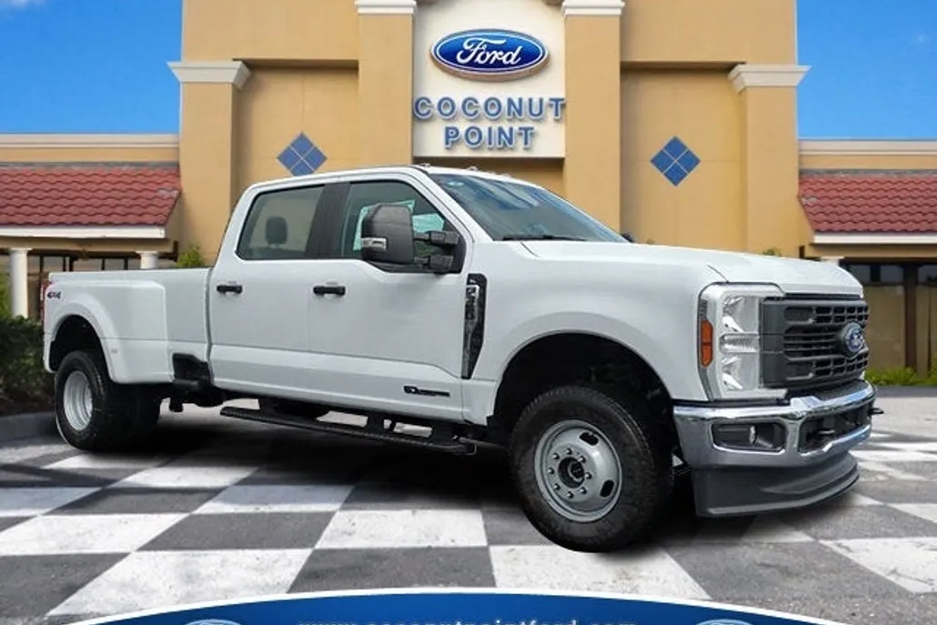 2026 Ford F-350 photo 1