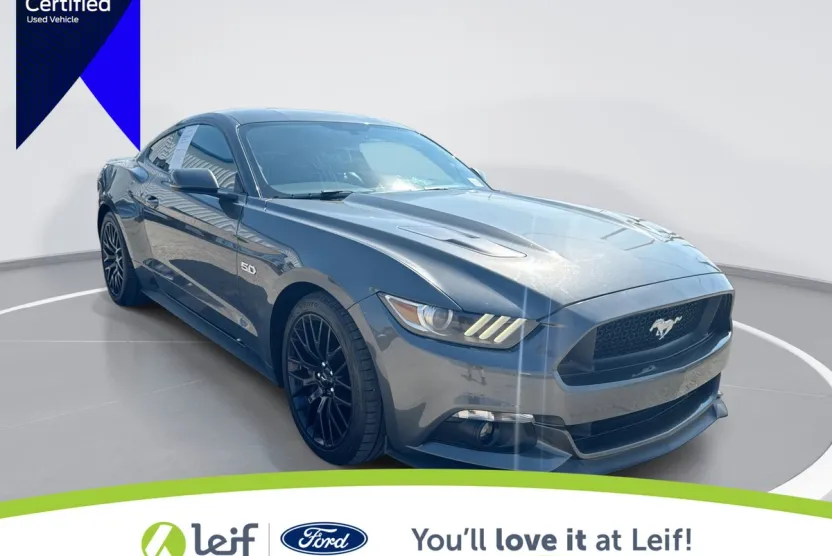 2017 Ford Mustang GT Premium photo 1