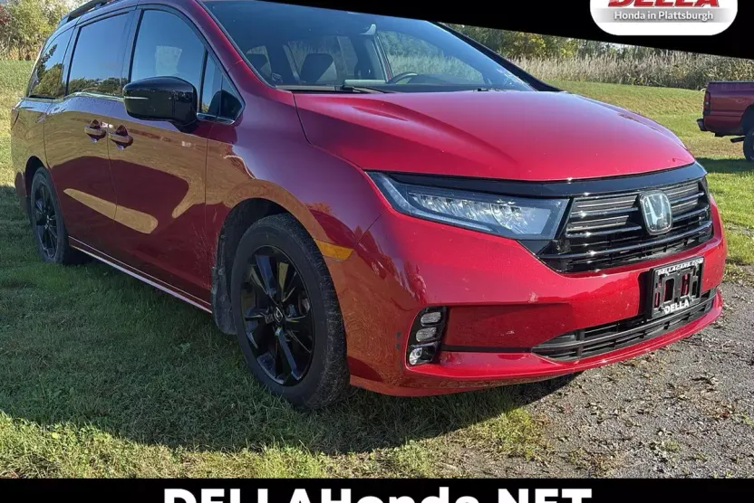 2023 Honda Odyssey Sport photo 1