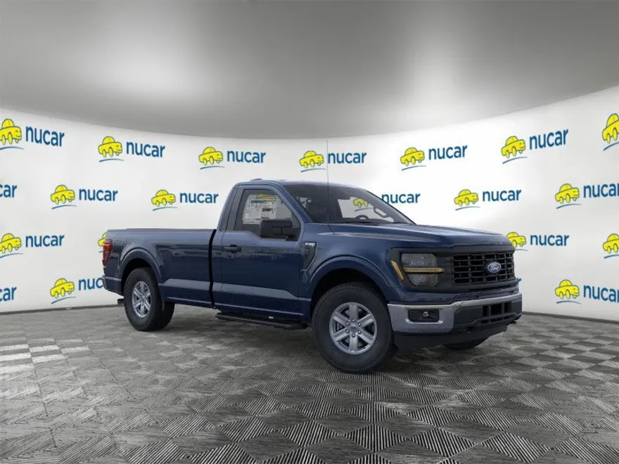 2025 Ford F-150 XL photo 1