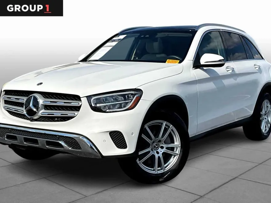 2022 Mercedes Benz GLC 300 photo 1
