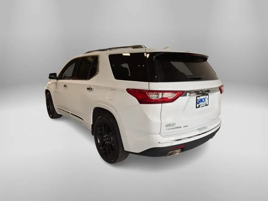 2020 Chevrolet Traverse Premier photo 1