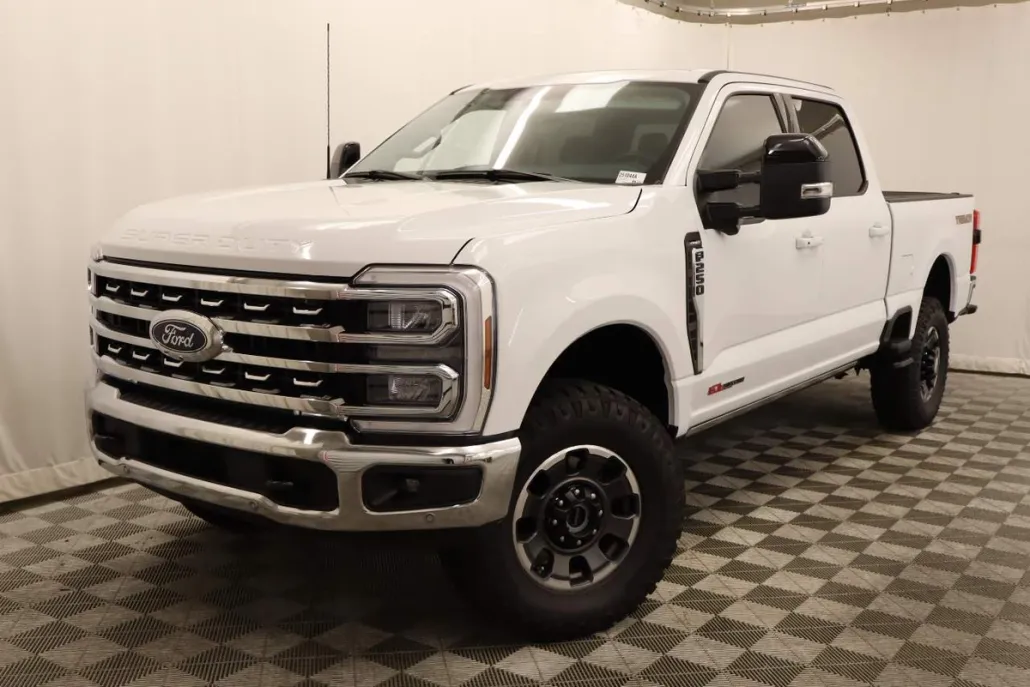 2024 Ford F-250 Lariat photo 1