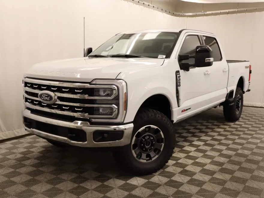 2024 Ford F-250 Lariat photo 1