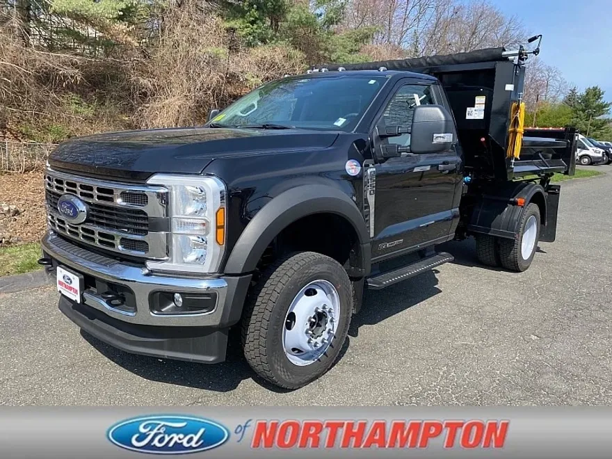 2024 Ford F-550 XL photo 1