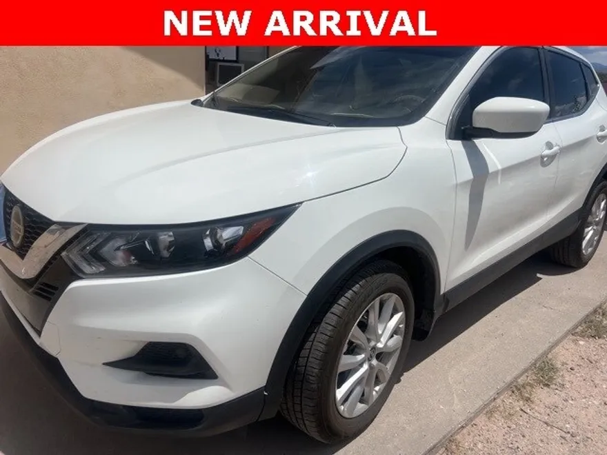 2021 Nissan Rogue Sport S photo 1