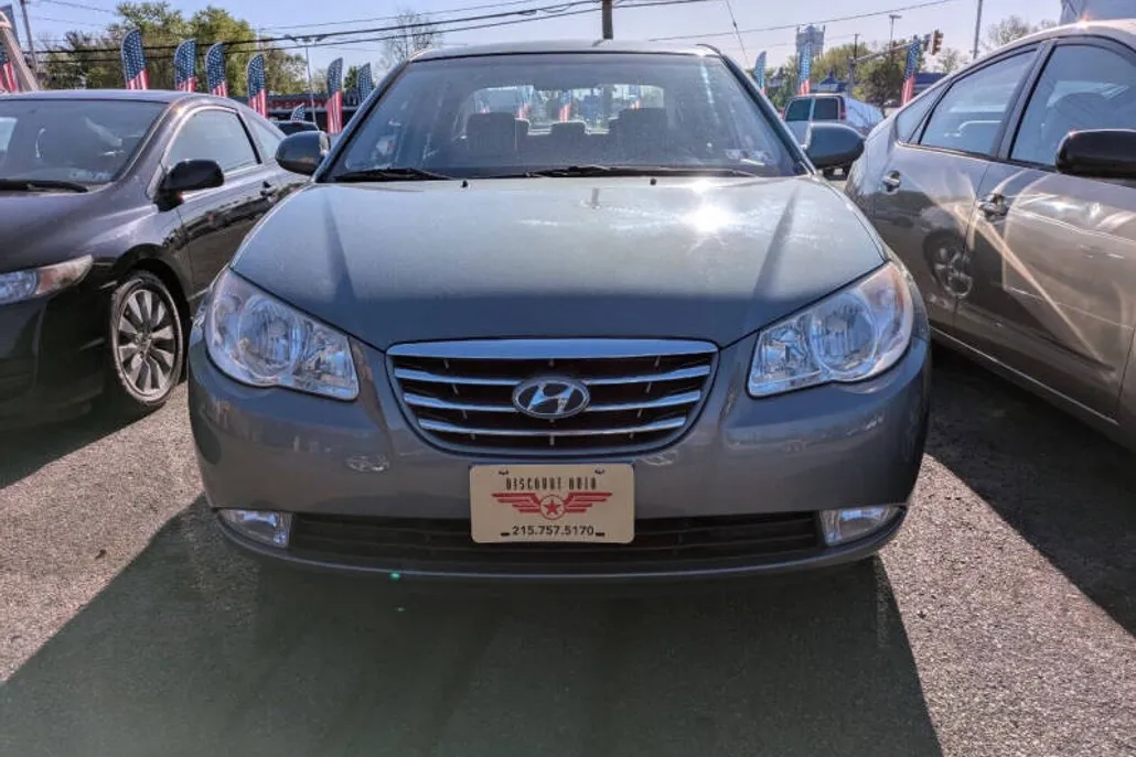 2010 Hyundai Elantra Blue GLS SE photo 1