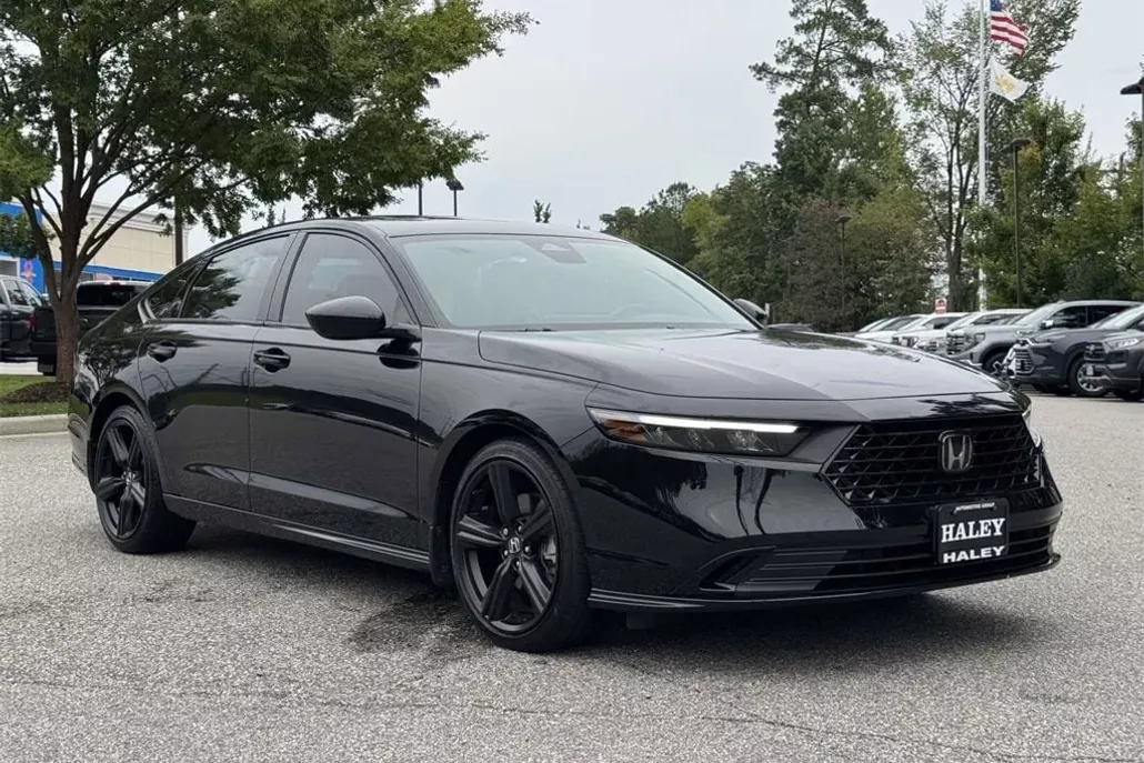 2024 Honda Accord Hybrid Sport-L photo 1