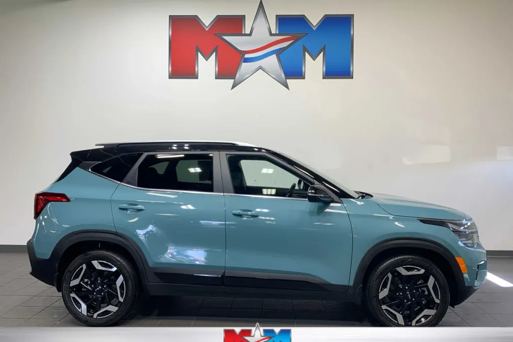 2024 Kia Seltos SX photo 1
