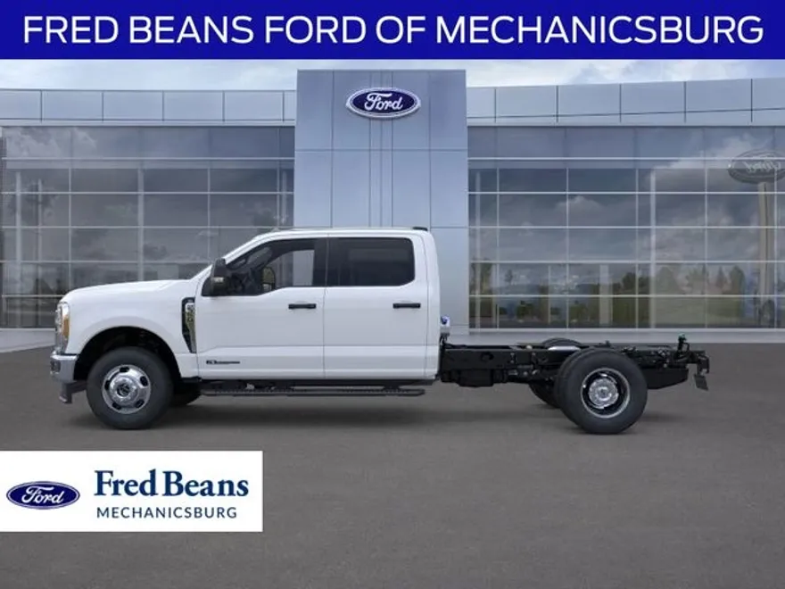 2025 Ford F-350 XL photo 1