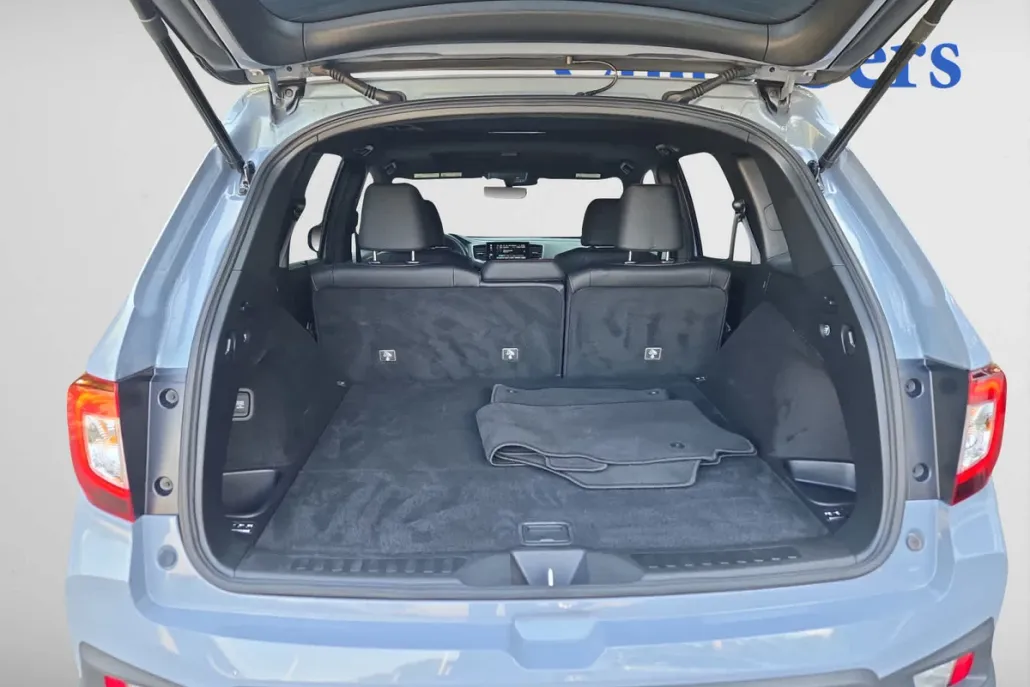 2024 Honda Passport Black Edition photo 1