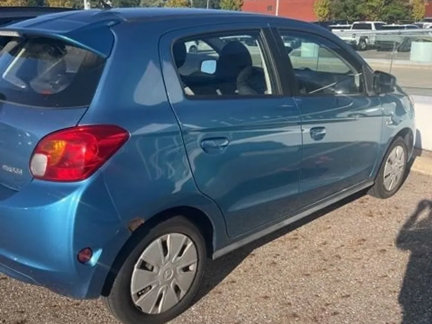 2015 Mitsubishi Mirage DE photo 3