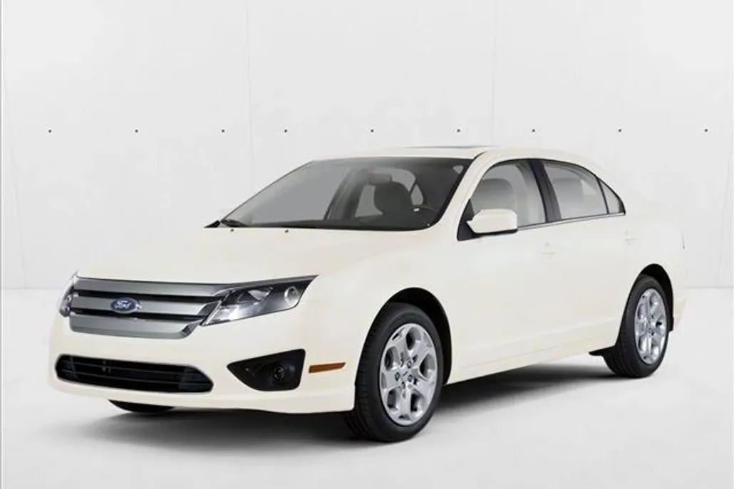 2011 Ford Fusion SE photo 1