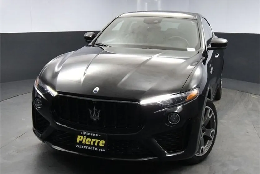 2023 Maserati Levante Modena photo 1
