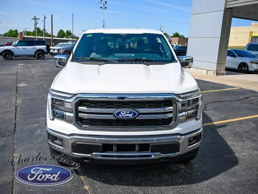 2025 Ford F-150 Lariat photo 1