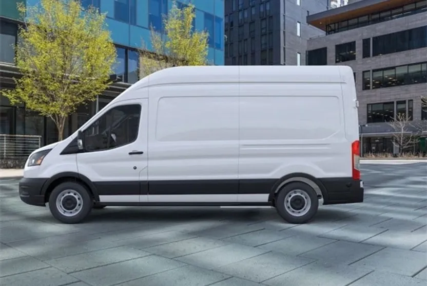 2025 Ford Transit photo 1