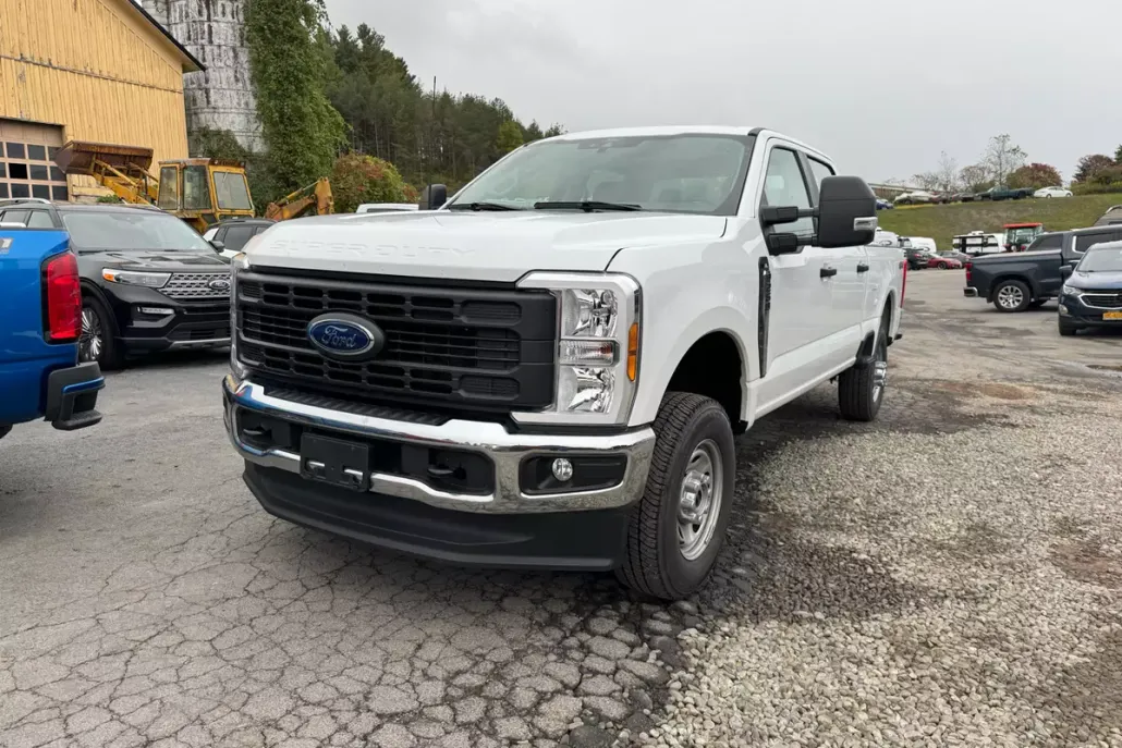 2024 Ford F-250 photo 1