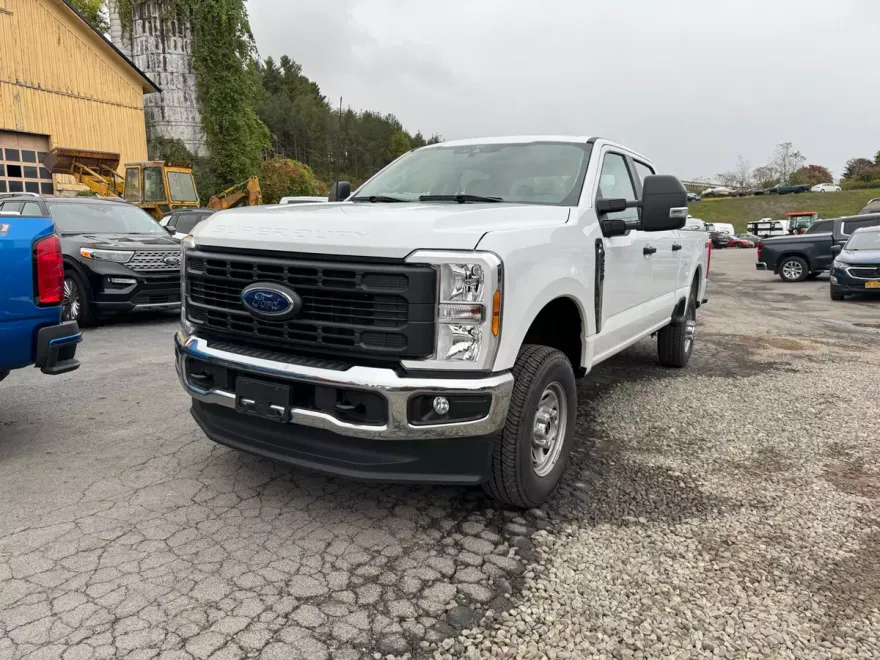 2024 Ford F-250 photo 1
