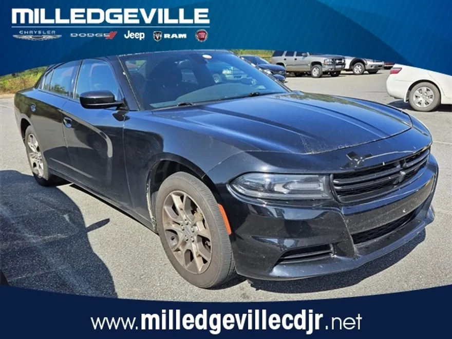 2016 Dodge Charger SXT photo 1