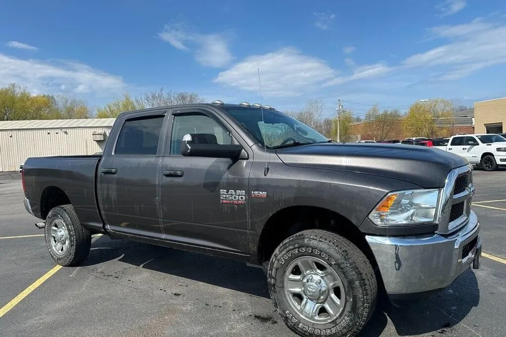 2018 Ram 2500 Tradesman photo 1