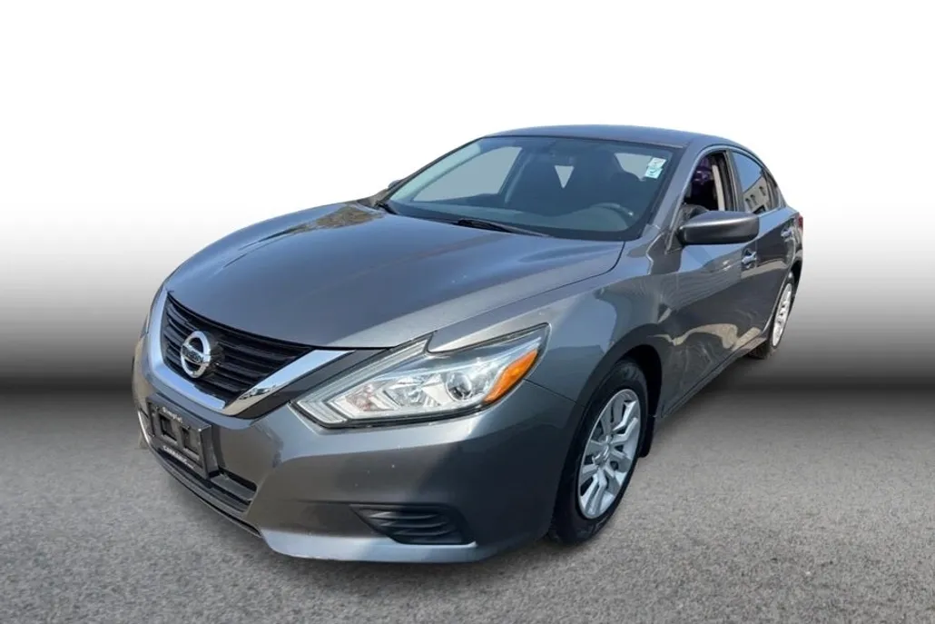2018 Nissan Altima 2.5 photo 1