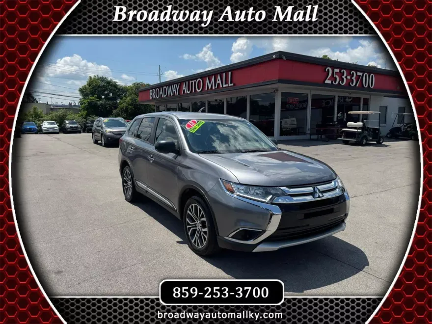 2018 Mitsubishi Outlander SEL S-AWC photo 1