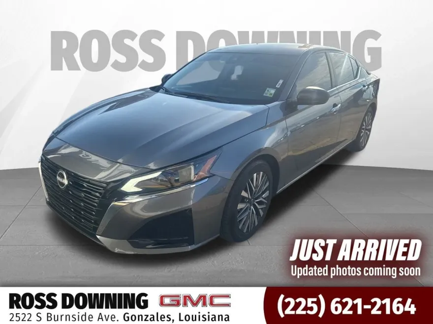 2024 Nissan Altima 2.5 SV photo 1