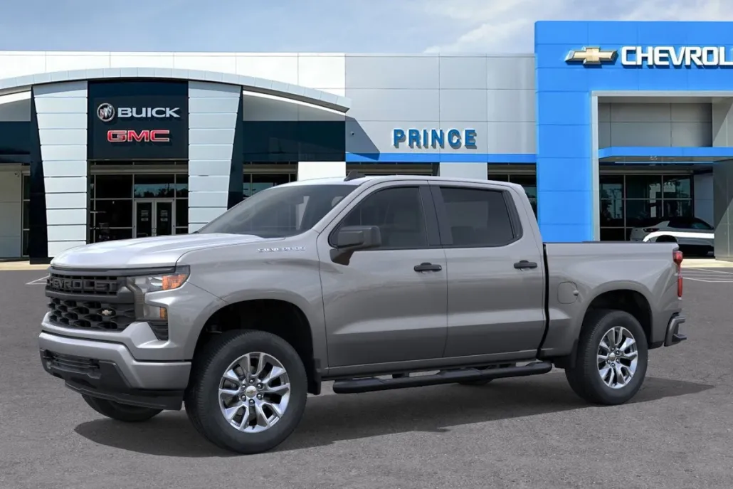 2026 Chevrolet Silverado 1500 Custom photo 1