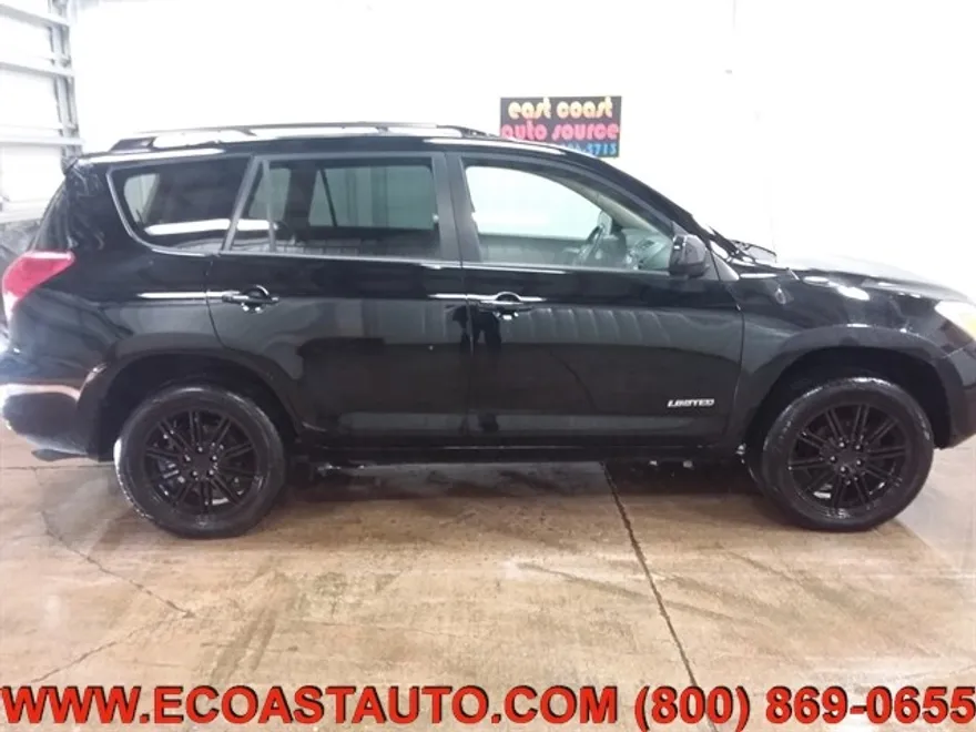 2007 Toyota RAV4 Limited photo 1