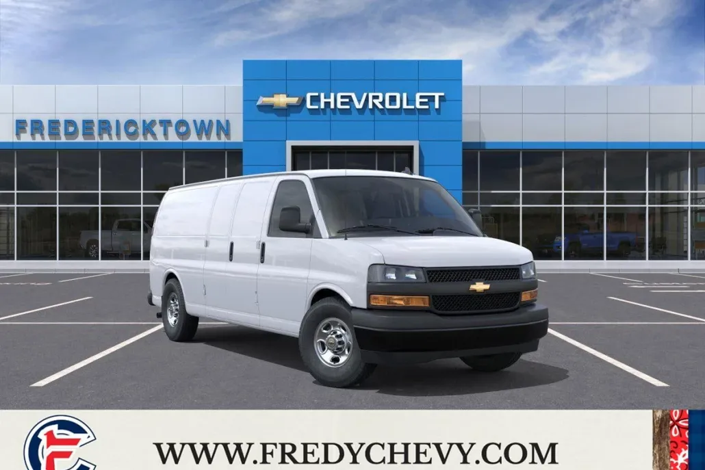 2025 Chevrolet Express Cargo 2500 photo 1